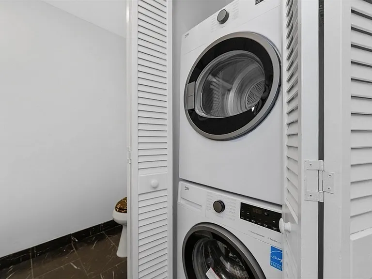In-Unit Laundry